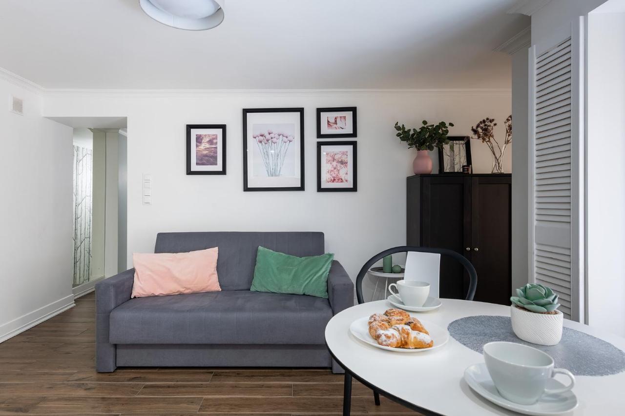Krakowskie Przedmiescie 19: Royal Proximity Apartment