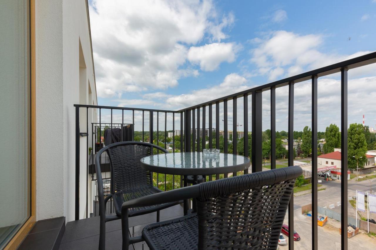 Apartment Kotsisa With Parking By Renters