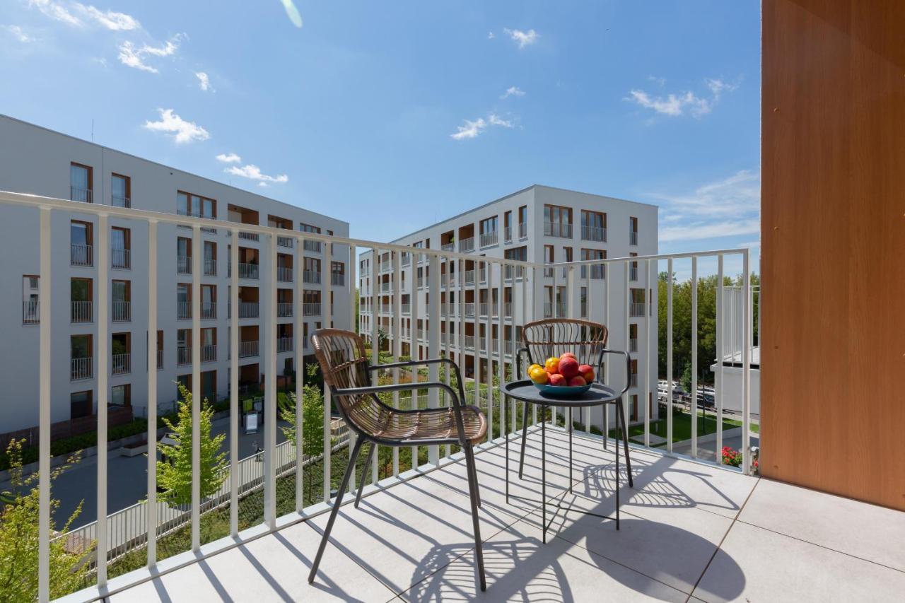Modern With Balcony Mokotow Aignera By Renters Apartamento Varsóvia