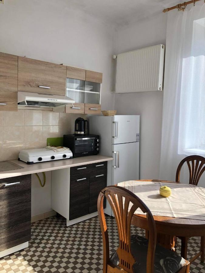 Flat Near Plac Zbawiciela, In Heart Of