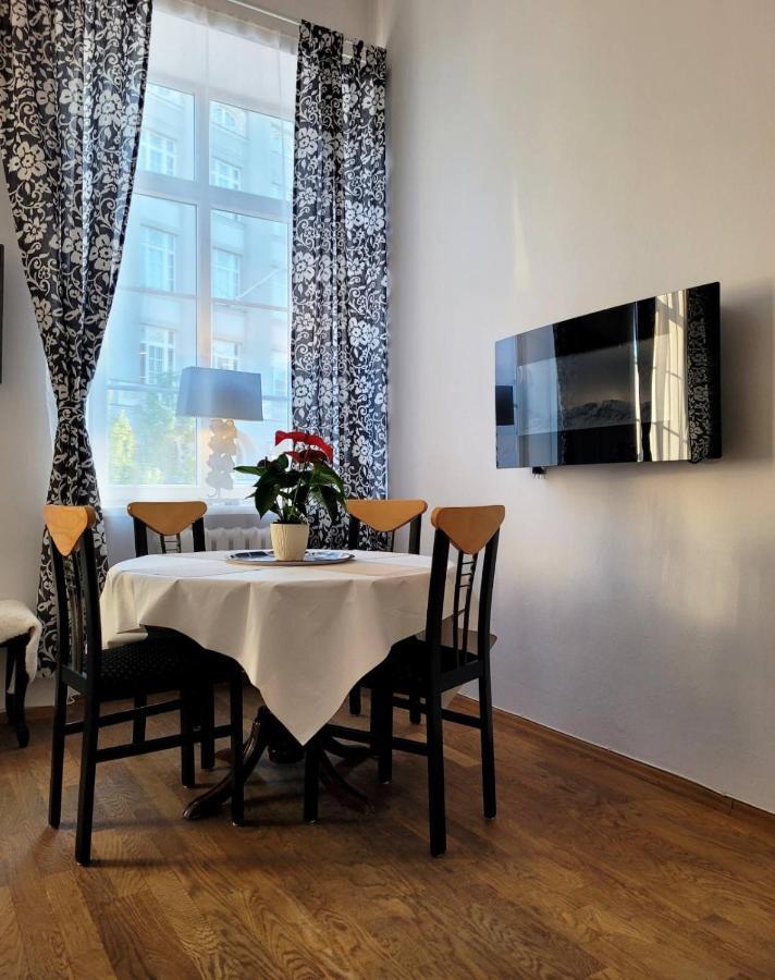 Przytulne W Super Lokalizacji Lok 1 Apartment Warsaw