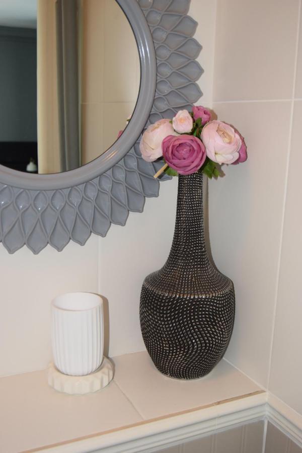Apartament Be My Guest - Hoża - Super Centrum, Subway, Wi-fi