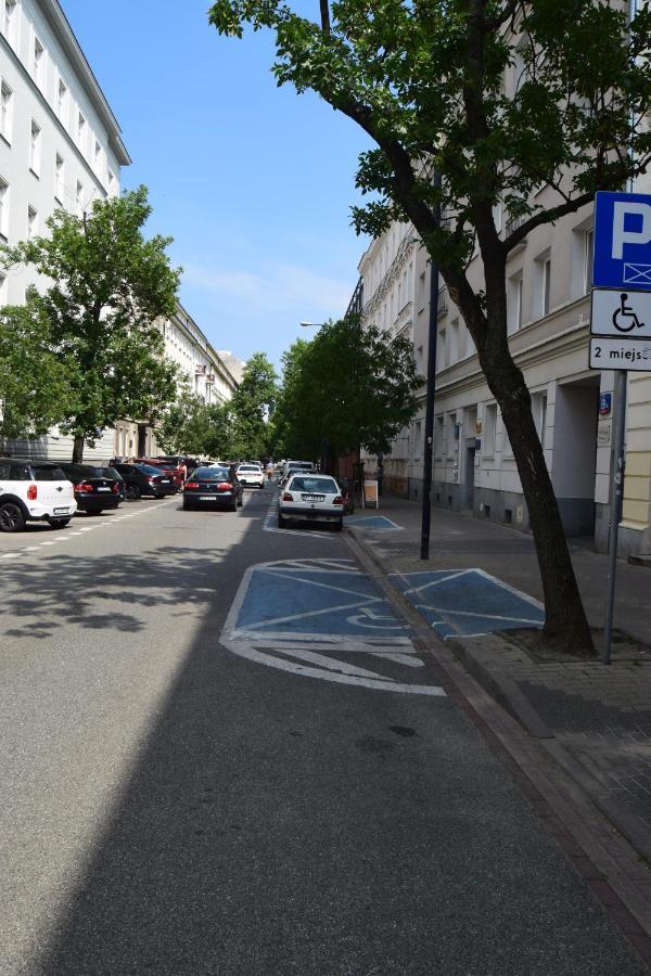 Apartament Be My Guest - Hoża - Super Centrum, Subway, Wi-fi *