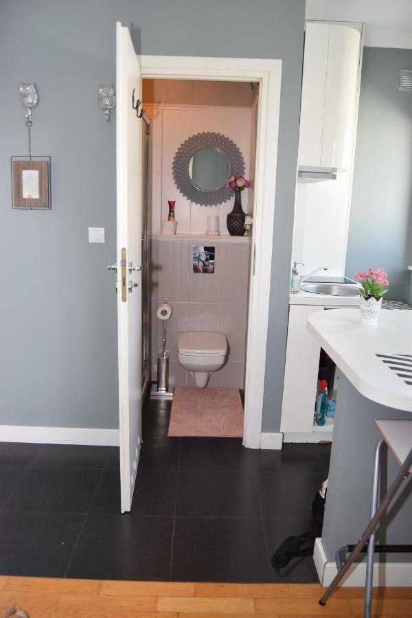 Apartament Be My Guest - Hoża - Super Centrum, Subway, Wi-fi