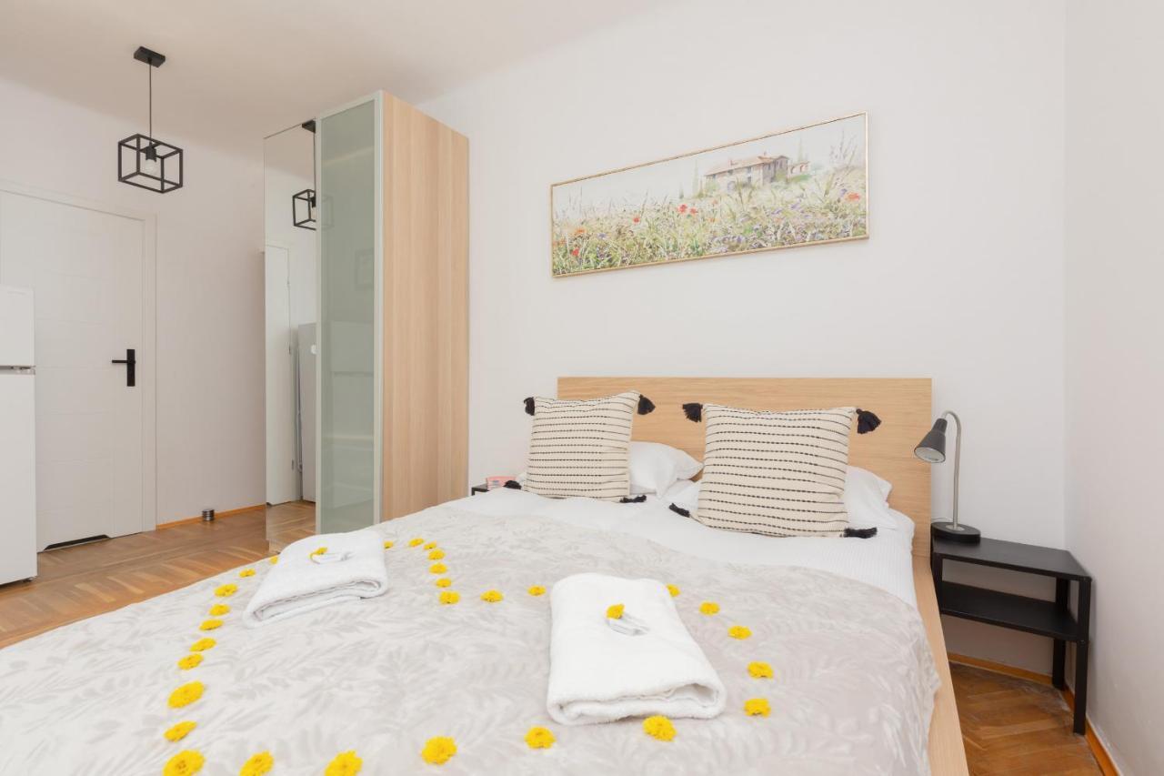 Cozy Studio In The Heart Of Warsaw, Elektoralna By Renters * Warsaw
