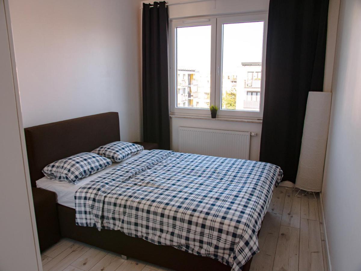 Apartment Sdh Comfortable Near Chopin Airport