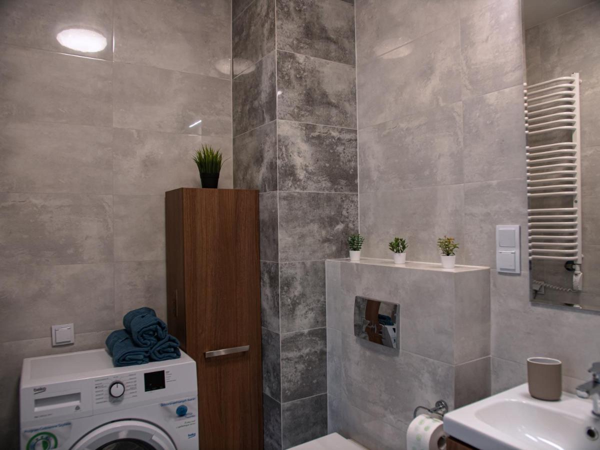 Sdh Comfortable Near Chopin Airport Apartment Warsaw