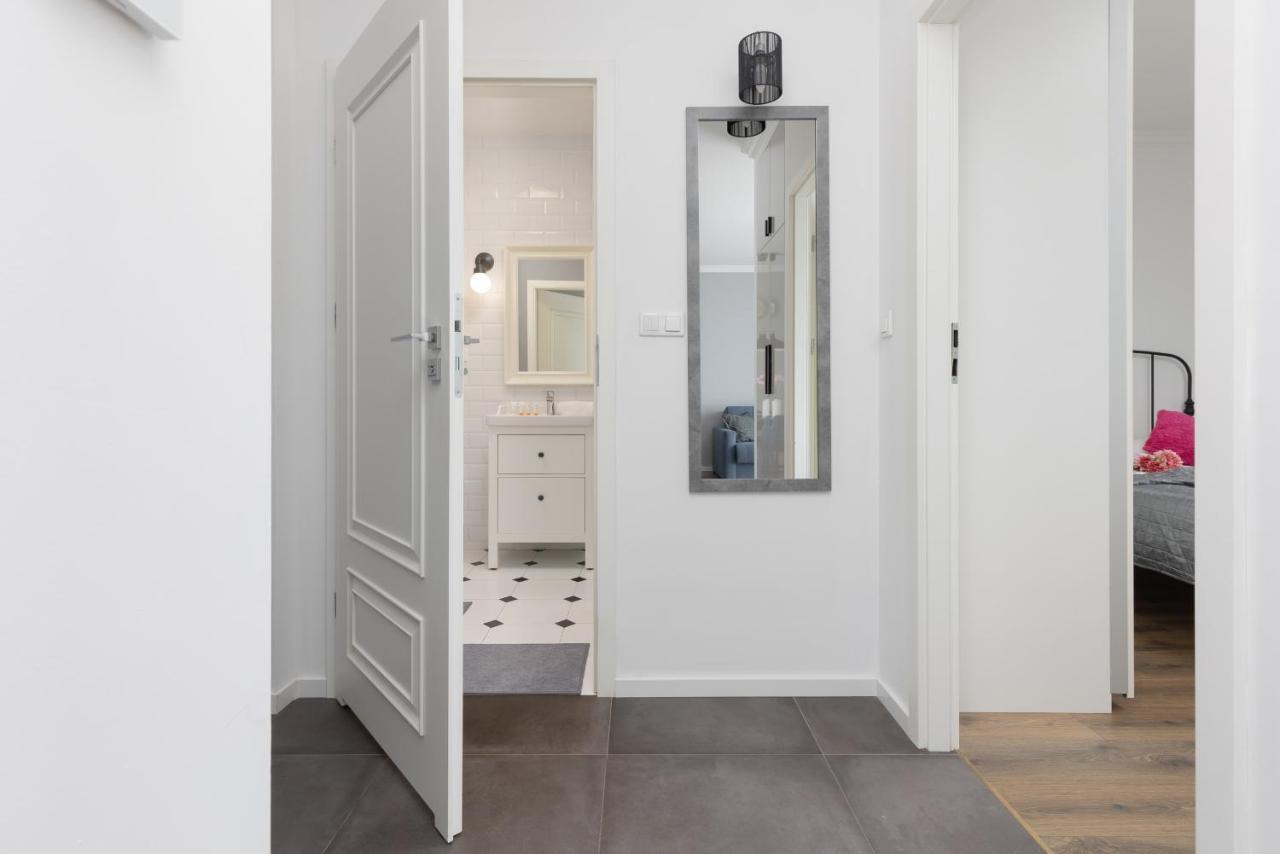 Ursynow With Balcony By Renters * Warsaw