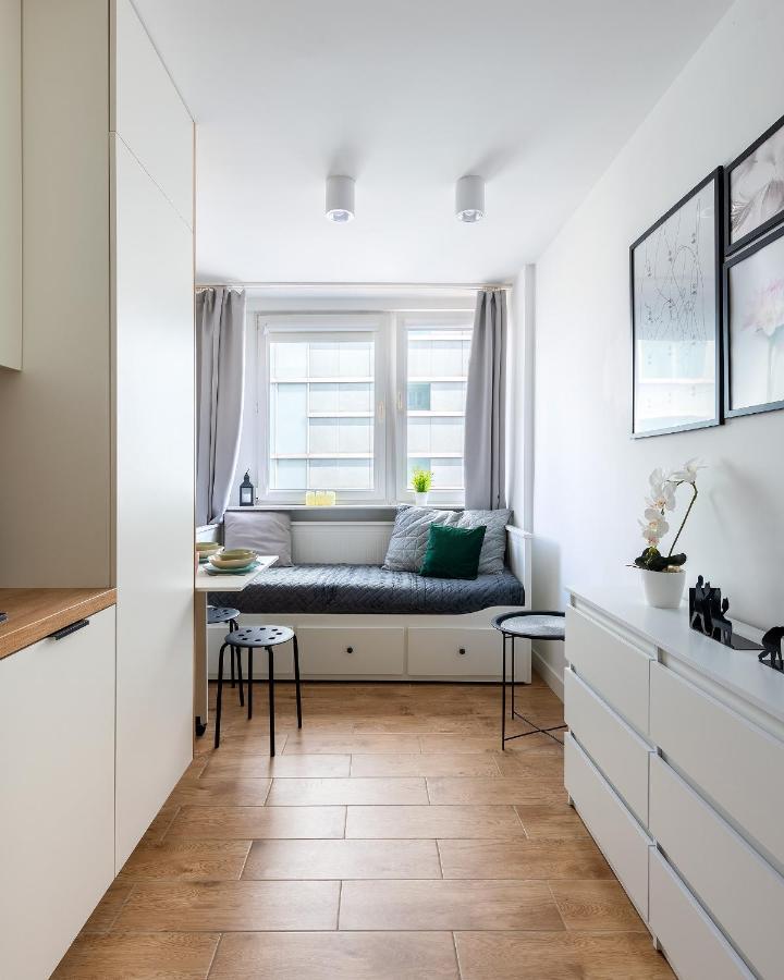 Apartment Sliska 3 - - 100m Od Zlotych Tarasow Oraz 200m Od Dworca Centralnego, Piekny Widok Na Panorame Warszawy - Wifi - Smart Tv 55 Cali - Better