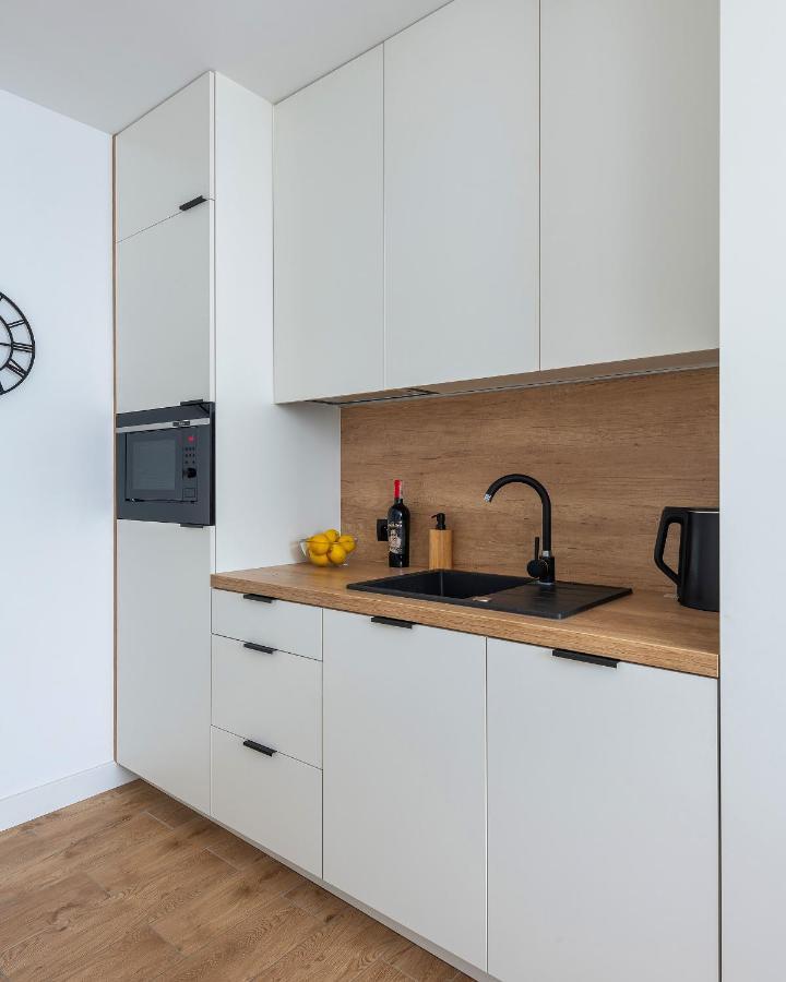 Apartment Sliska 3 - - 100m Od Zlotych Tarasow Oraz 200m Od Dworca Centralnego, Piekny Widok Na Panorame Warszawy - Wifi - Smart Tv 55 Cali - Better Warschau