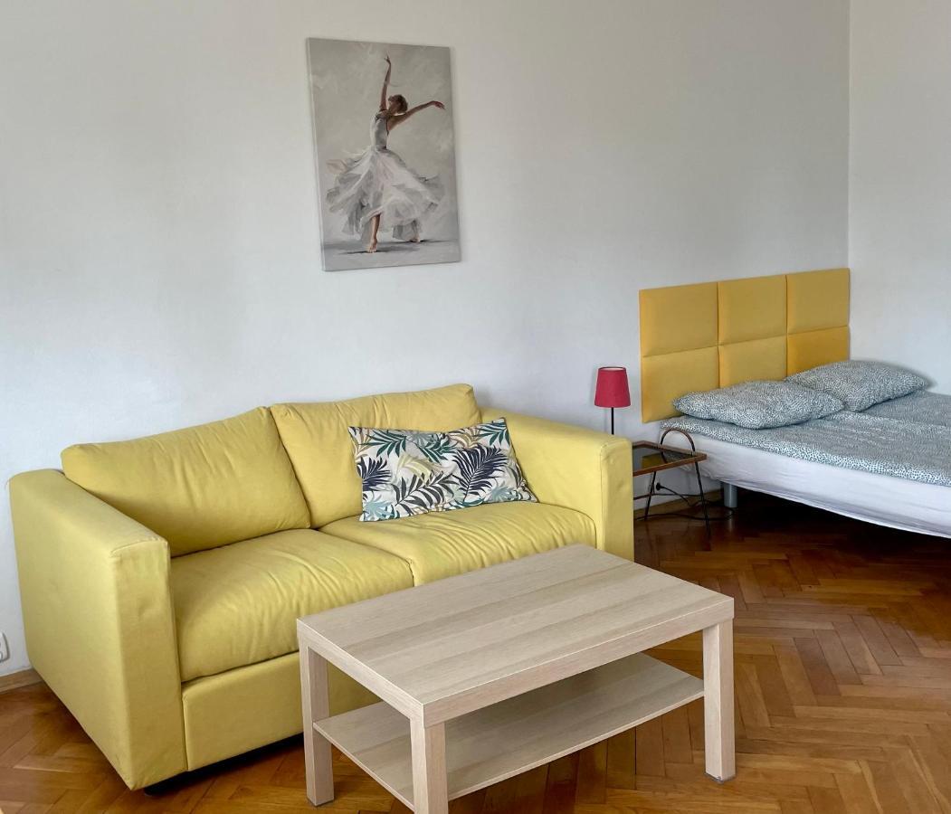 Apartment Centrum Zlota 81
