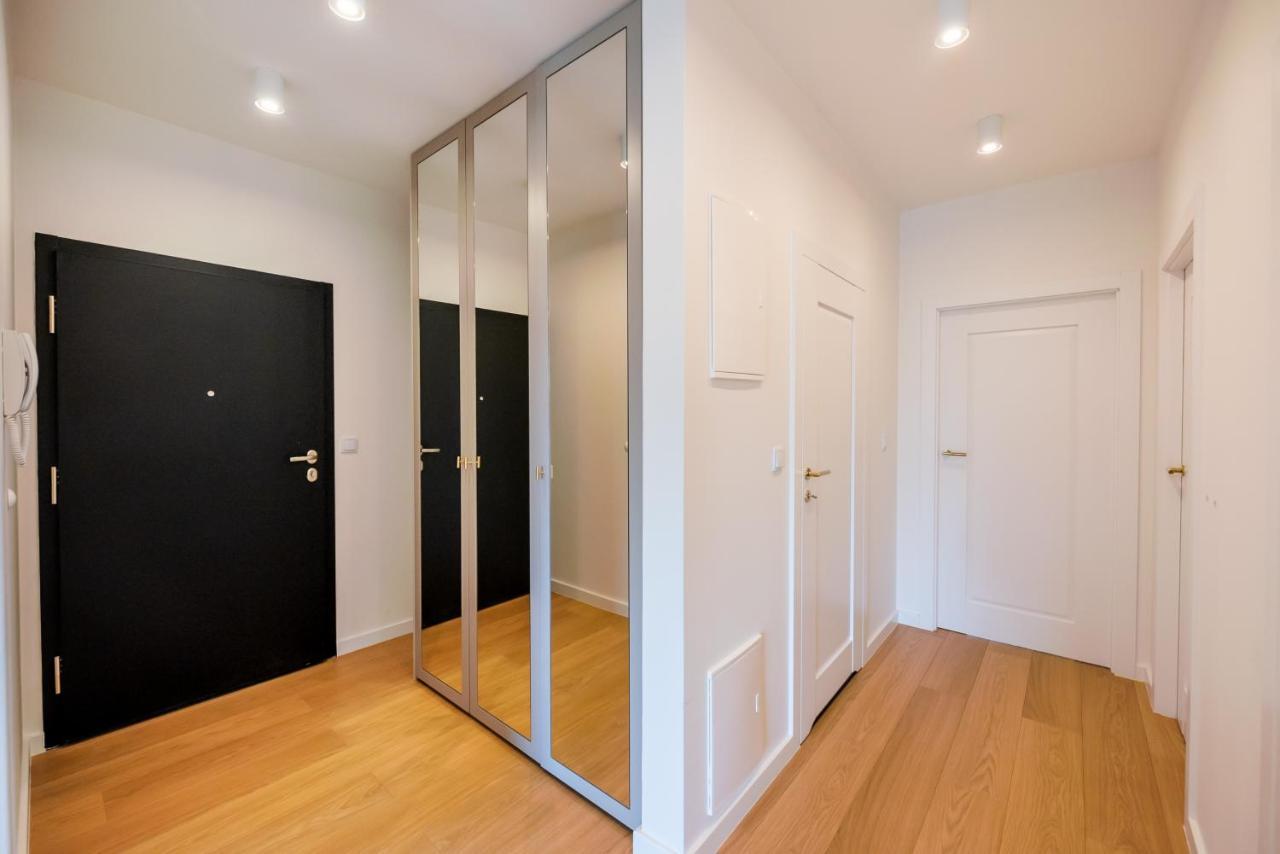Apartment Wola Marble *