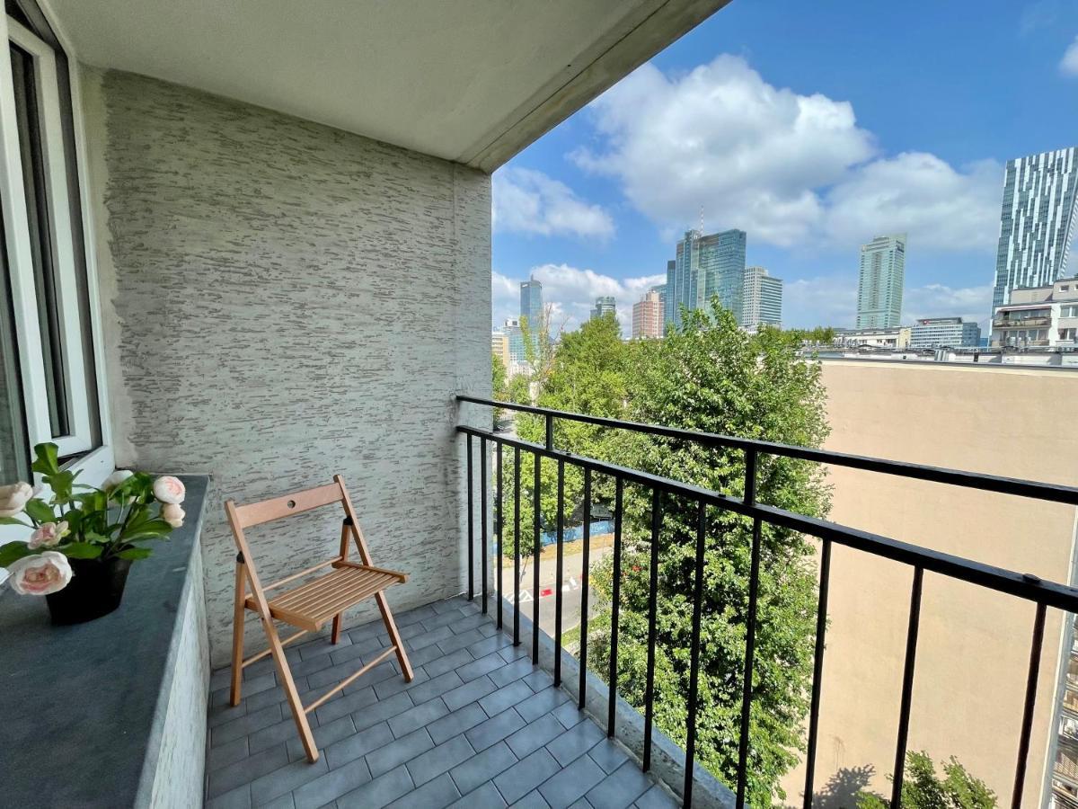 Apartment Centrum Zlota 81 *