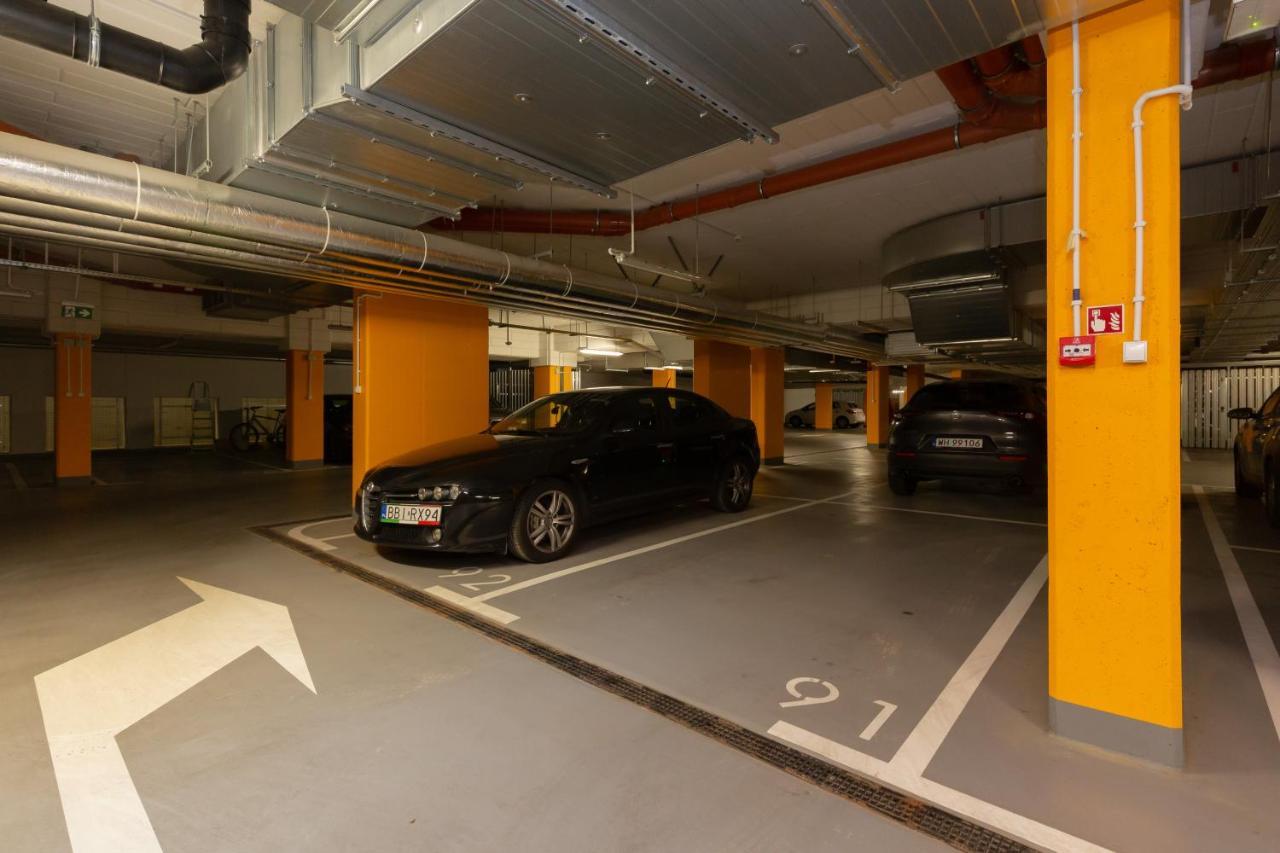 Apartment Kotsisa With Parking By Renters