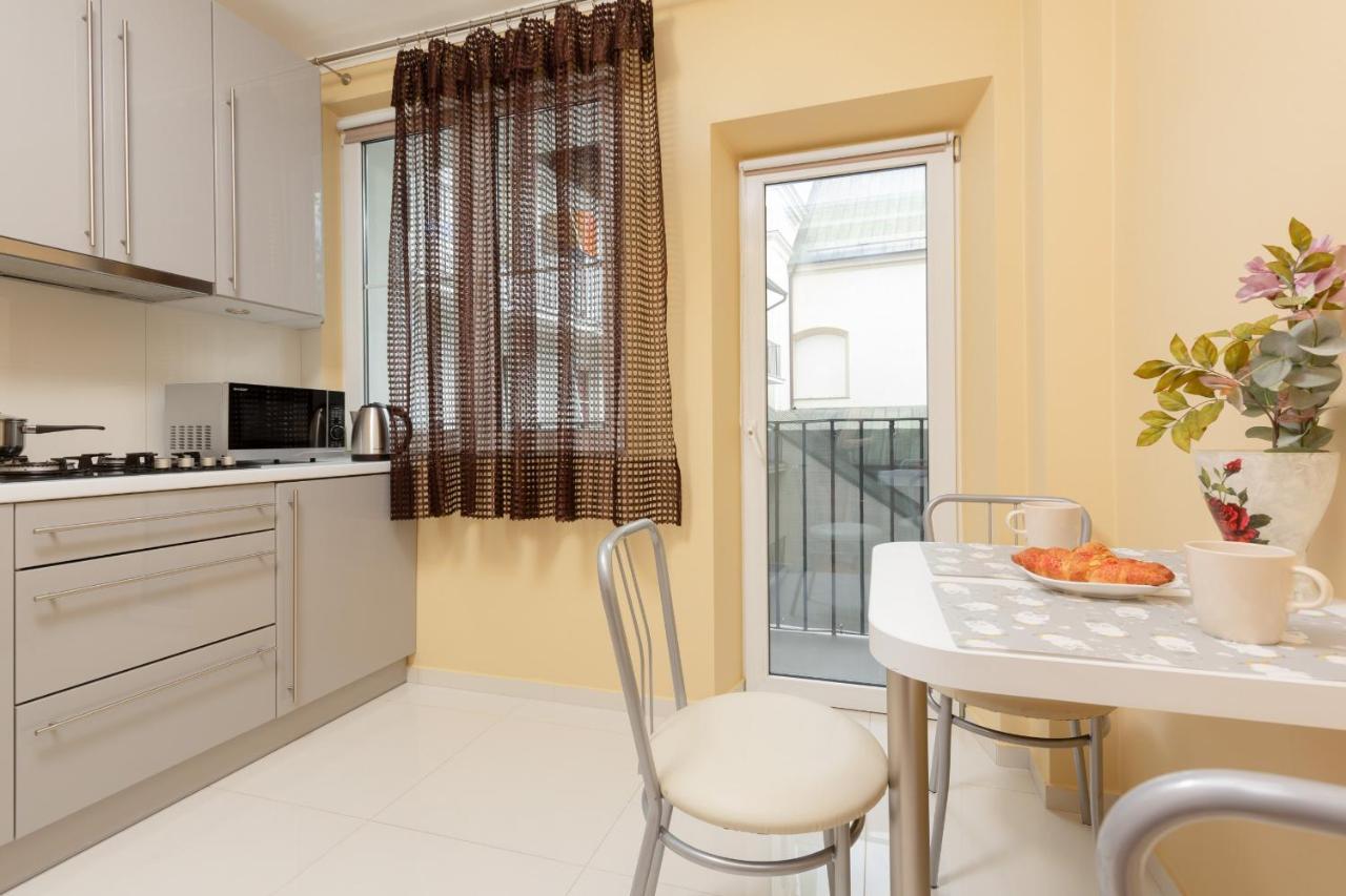 Miodowa Krasinski Garden By Renters Apartment