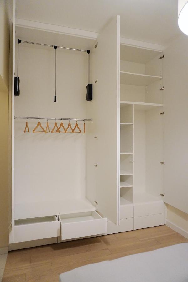 Apartment Apartament Centrum Kamienica! Nowy! Wi-fi, Smart Tv