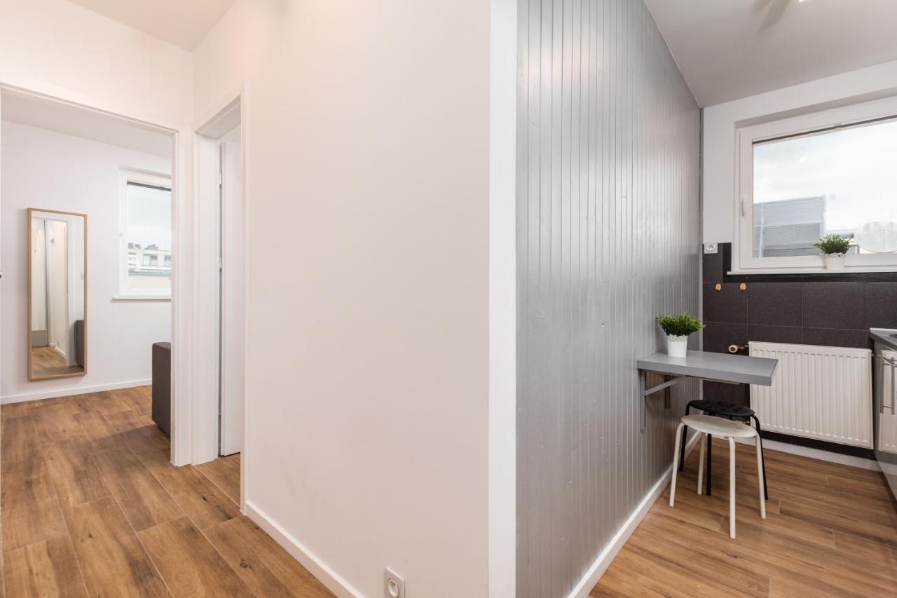 Tamka 1a By Homeprime Apartment Warsaw