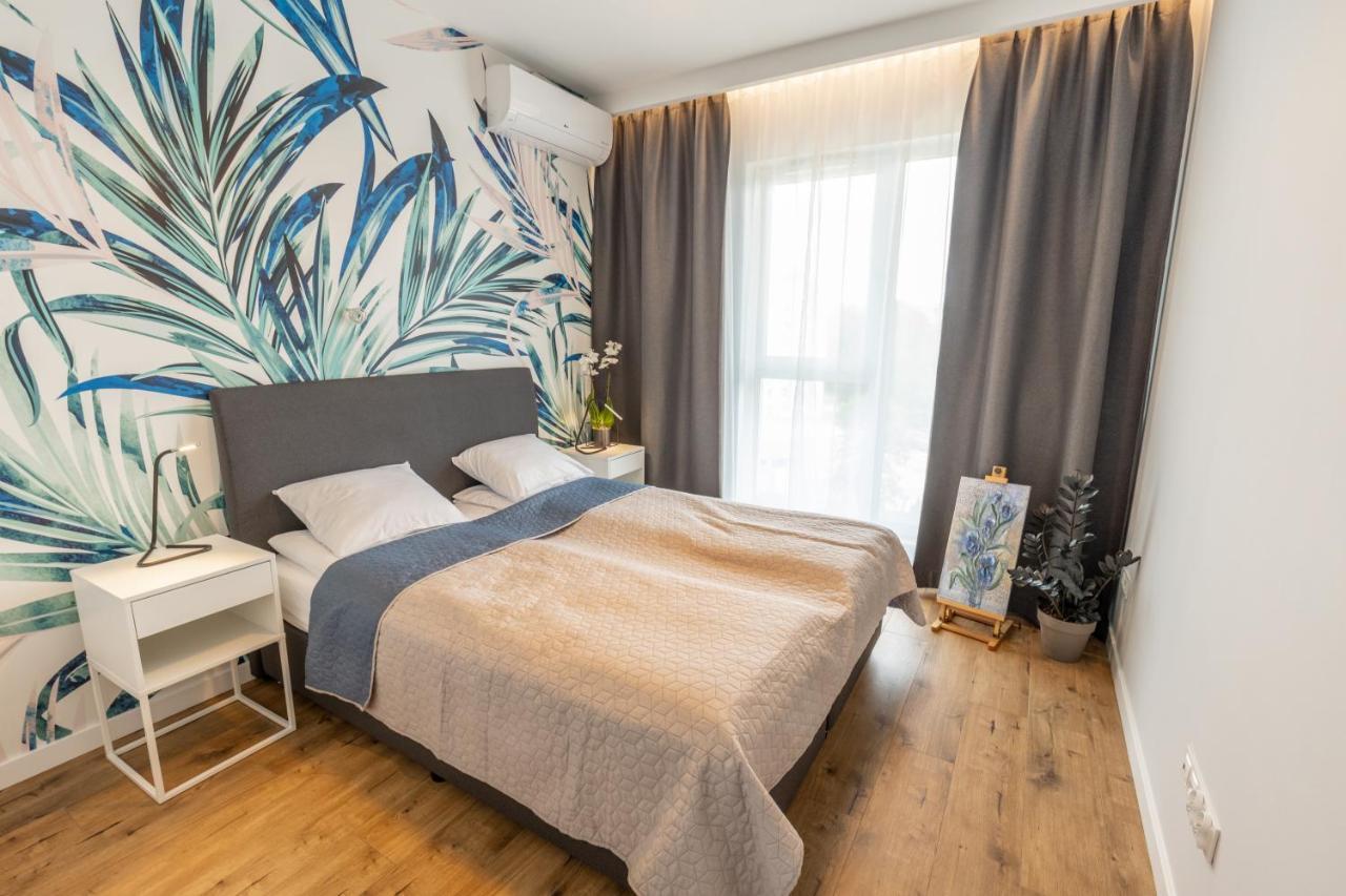 Apartment Metro Mlociny 97 Warsaw