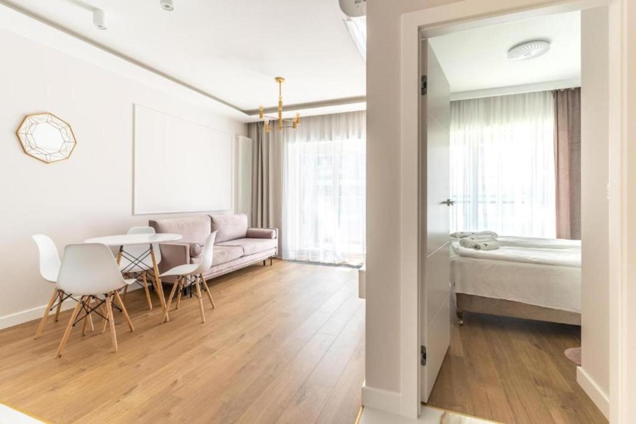 Apartment Apartament Mennica - Golden - Comfortable And Stylish Warsaw