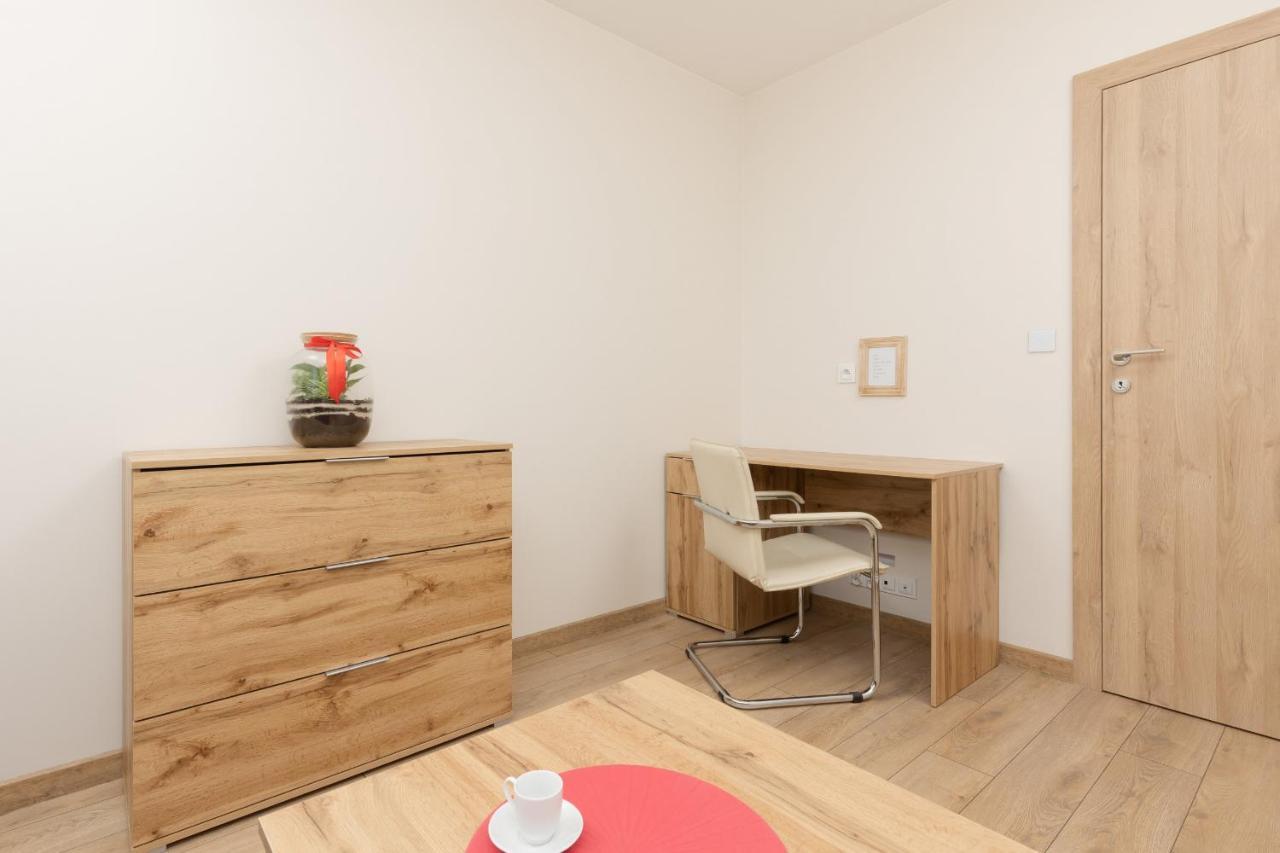 Apartment Szlachecka By Renters *