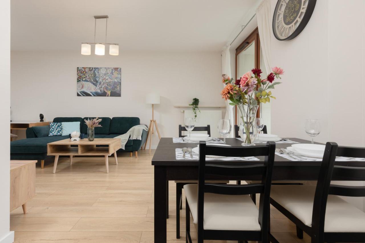 Chlodna European Square By Renters *