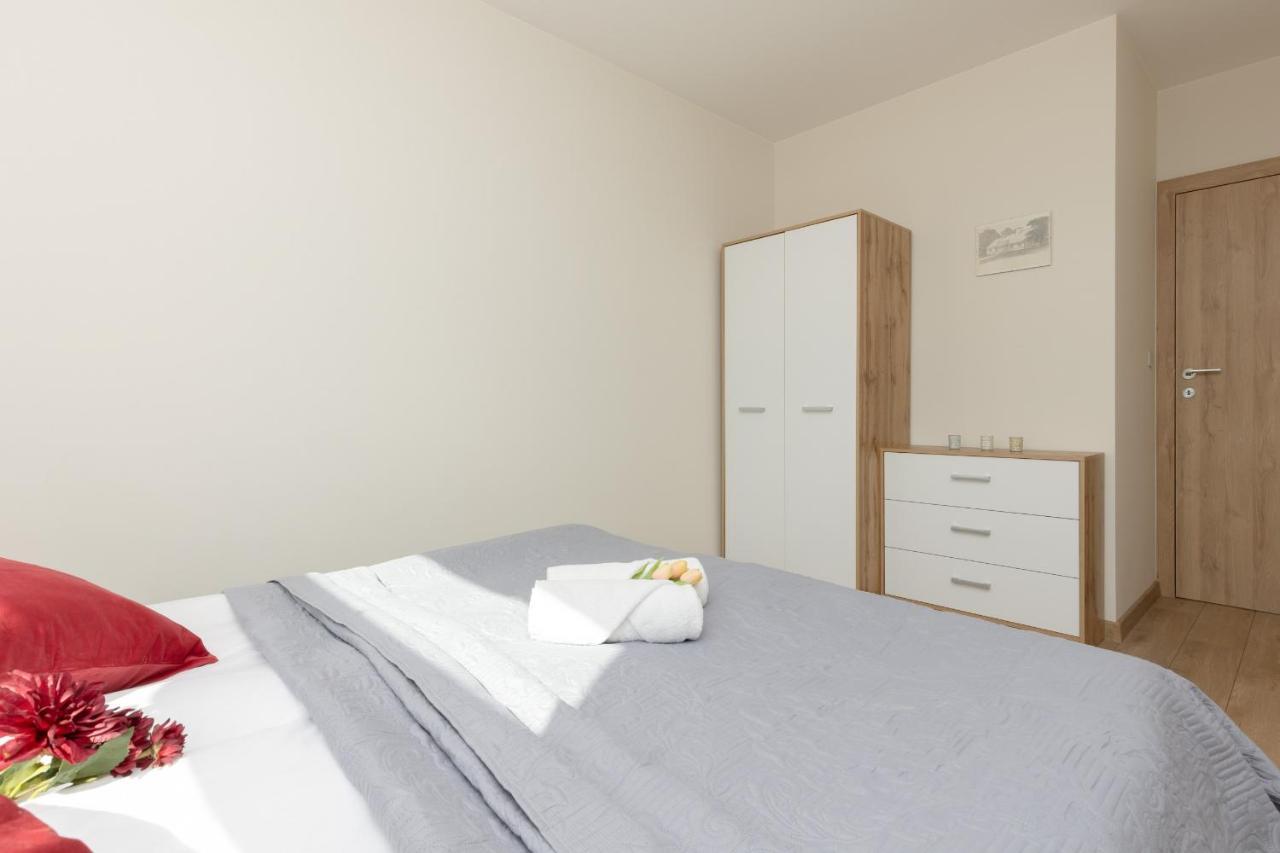 Apartment Szlachecka By Renters *