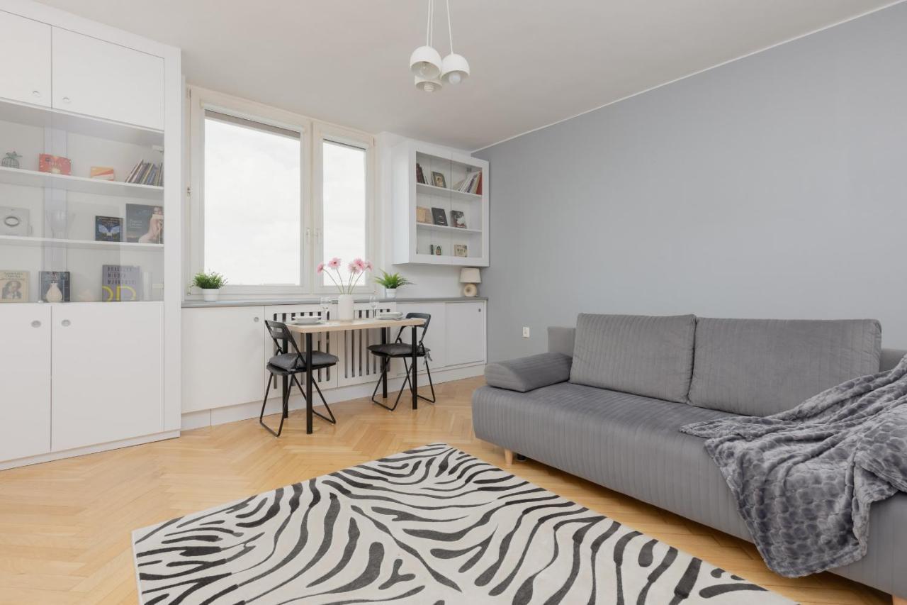 Apartment Metro Plac Wilsona Studio Zoliborz By Renters *