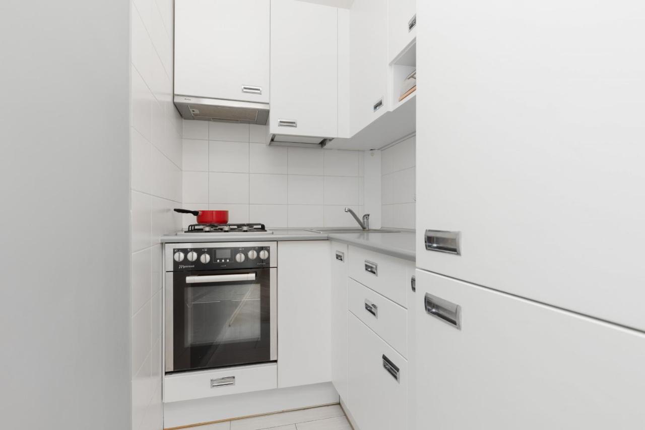Metro Plac Wilsona Studio Zoliborz By Renters Apartment