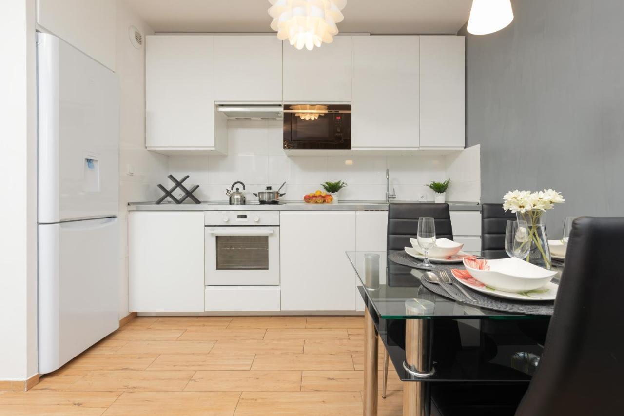 Căn hộ Wawrzyszewska By Renters *