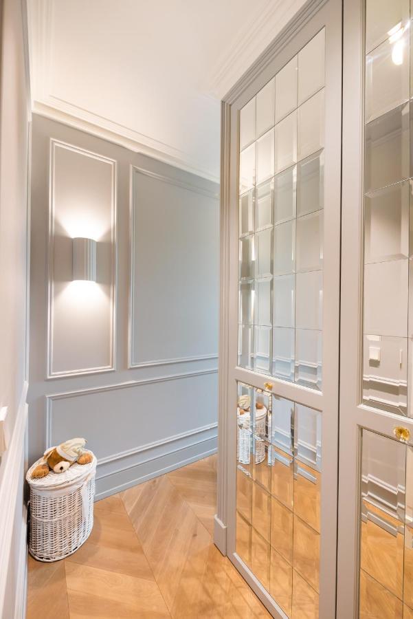 Luxury Glamour Apartment *