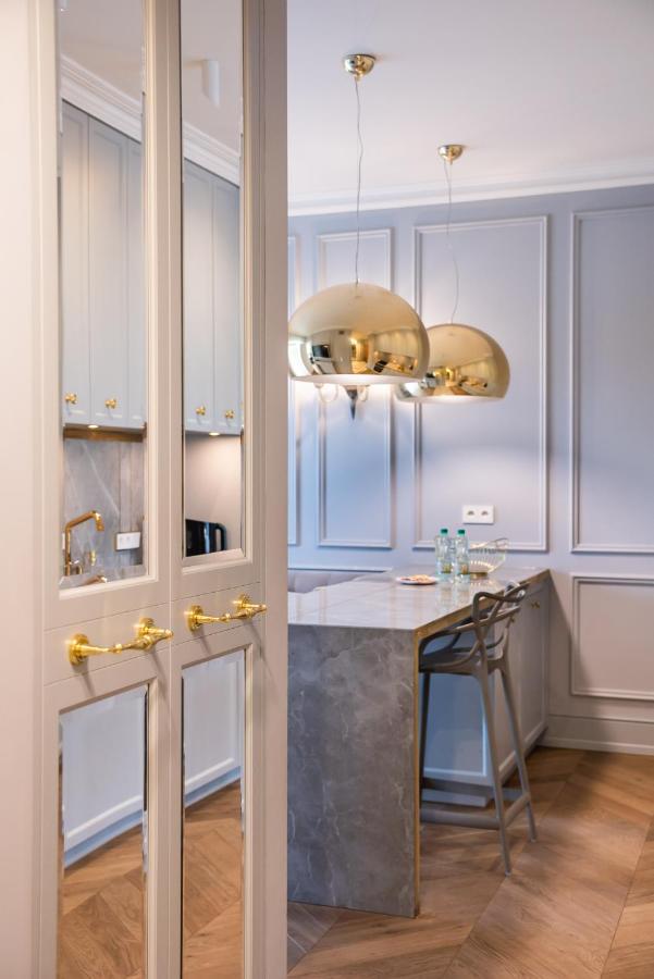 Luxury Glamour Apartment *
