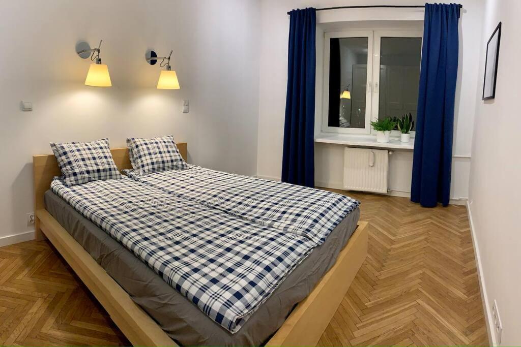 Charming In Old Mokotow Apartment Warsaw