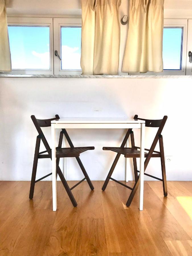 Apartment Bezagenta Wilcza8 Minimalist Location Warsaw