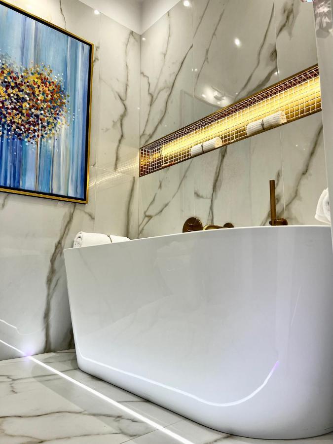 Mondrian Luxury Unesco Old Town Aparthotel *