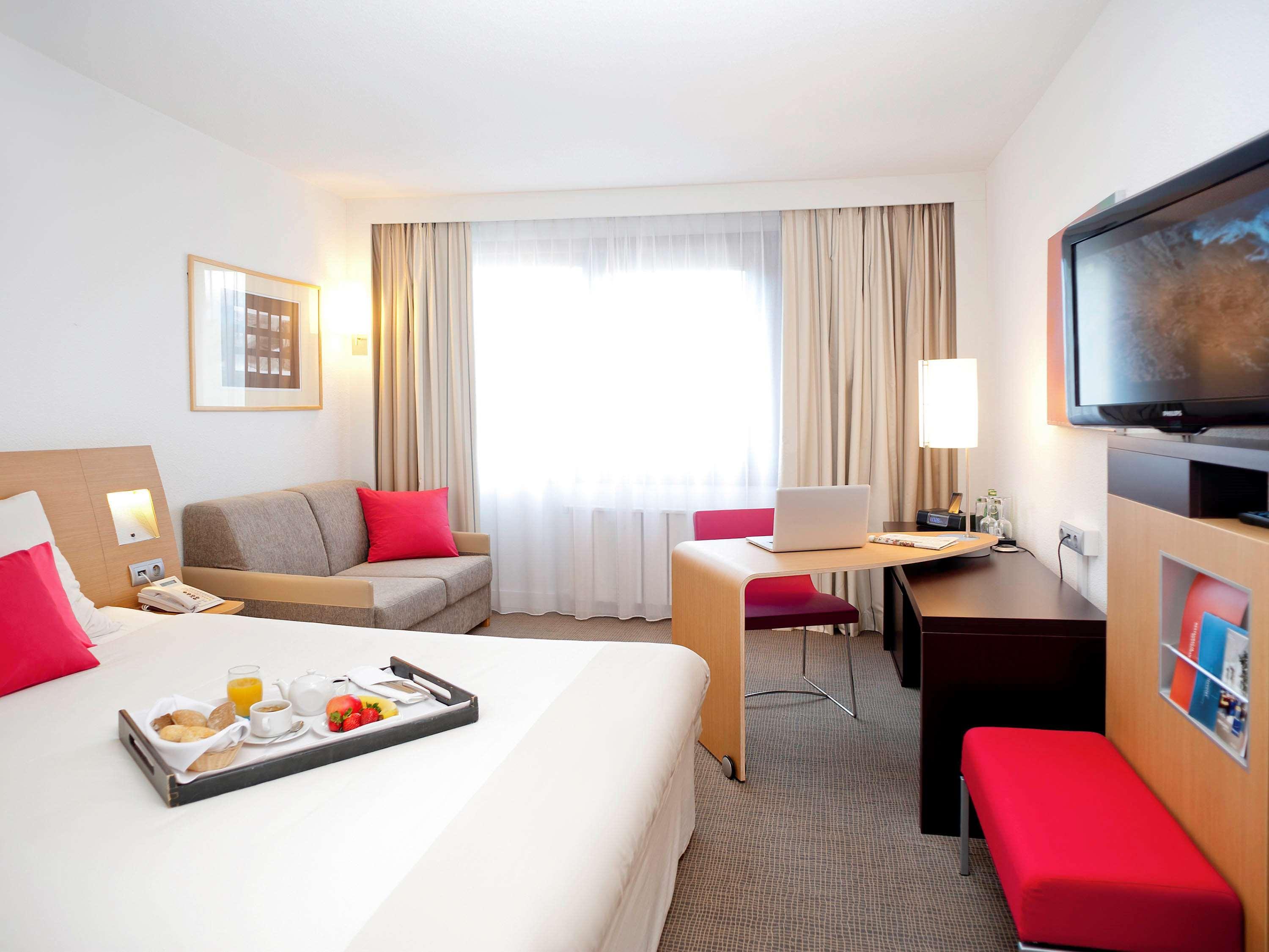 Hotel Novotel Airport 4*