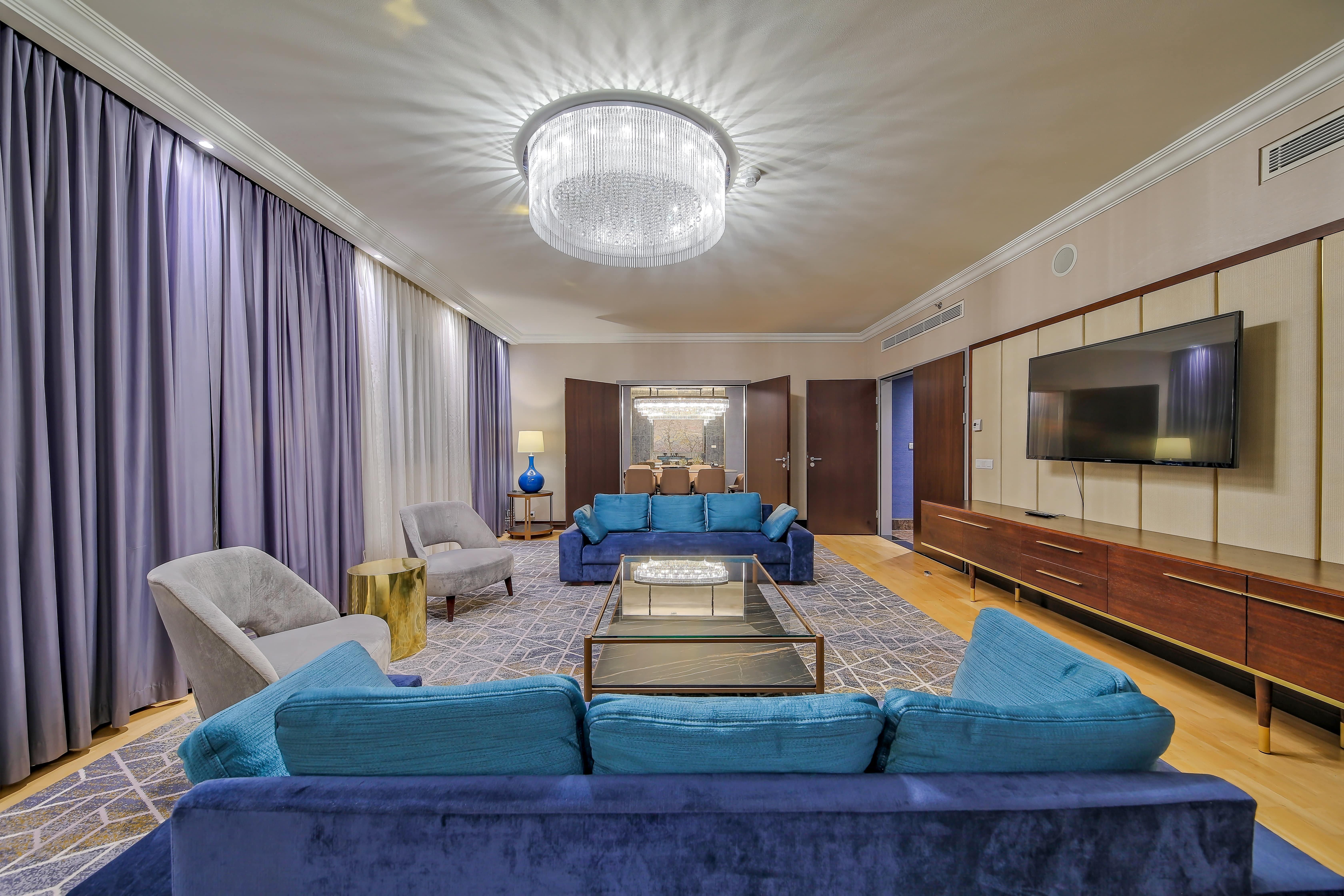 Intercontinental By Ihg 5*