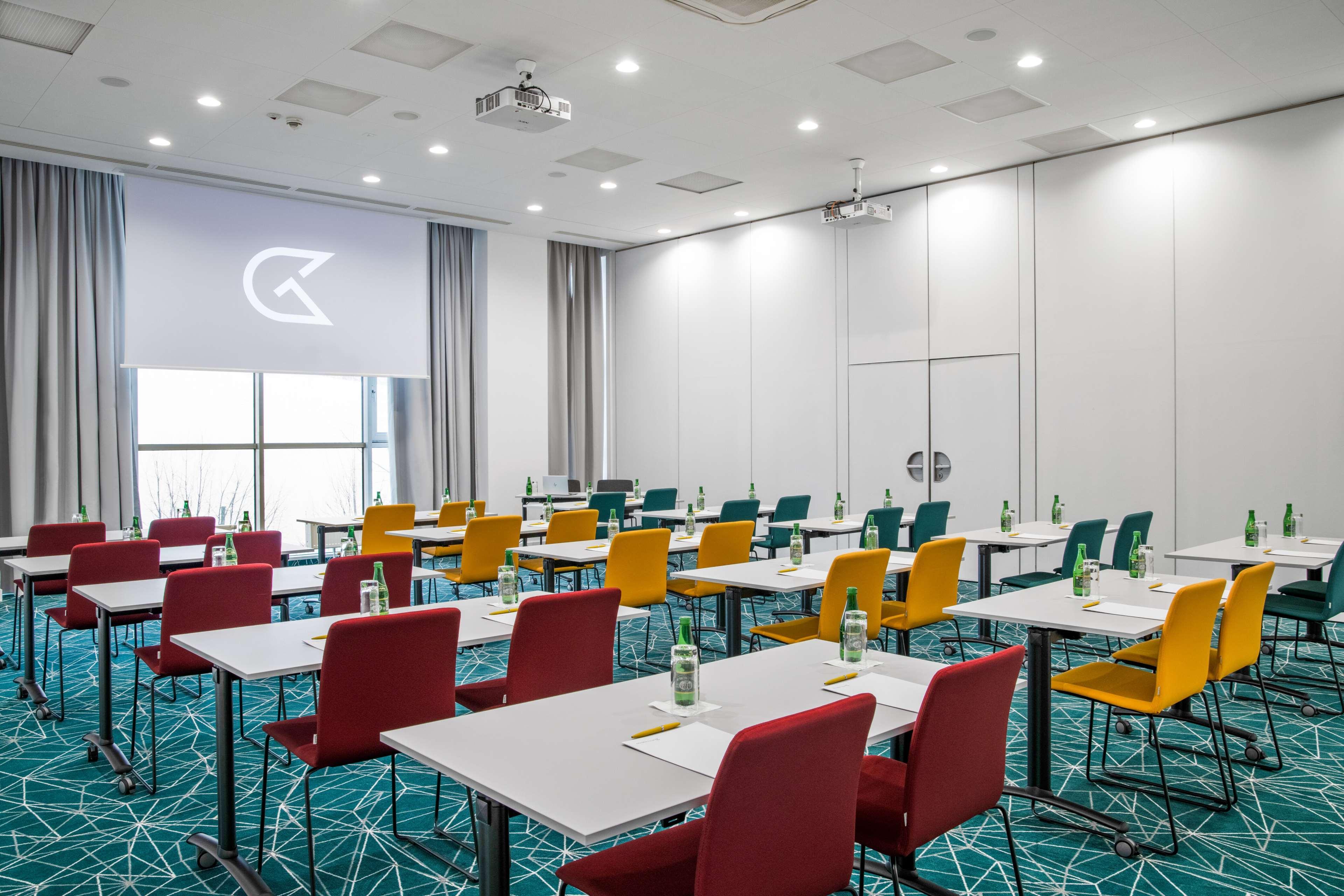Golden Tulip Centrum 4*