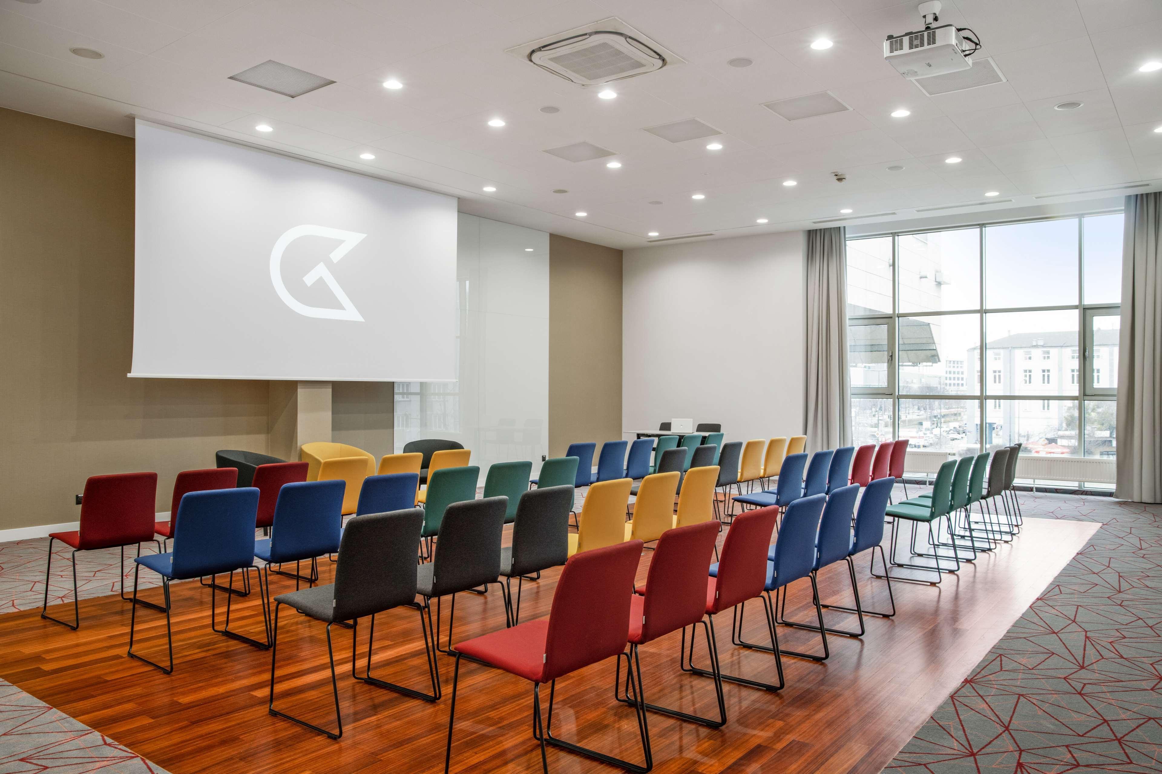 Hotel Golden Tulip Centrum 4*