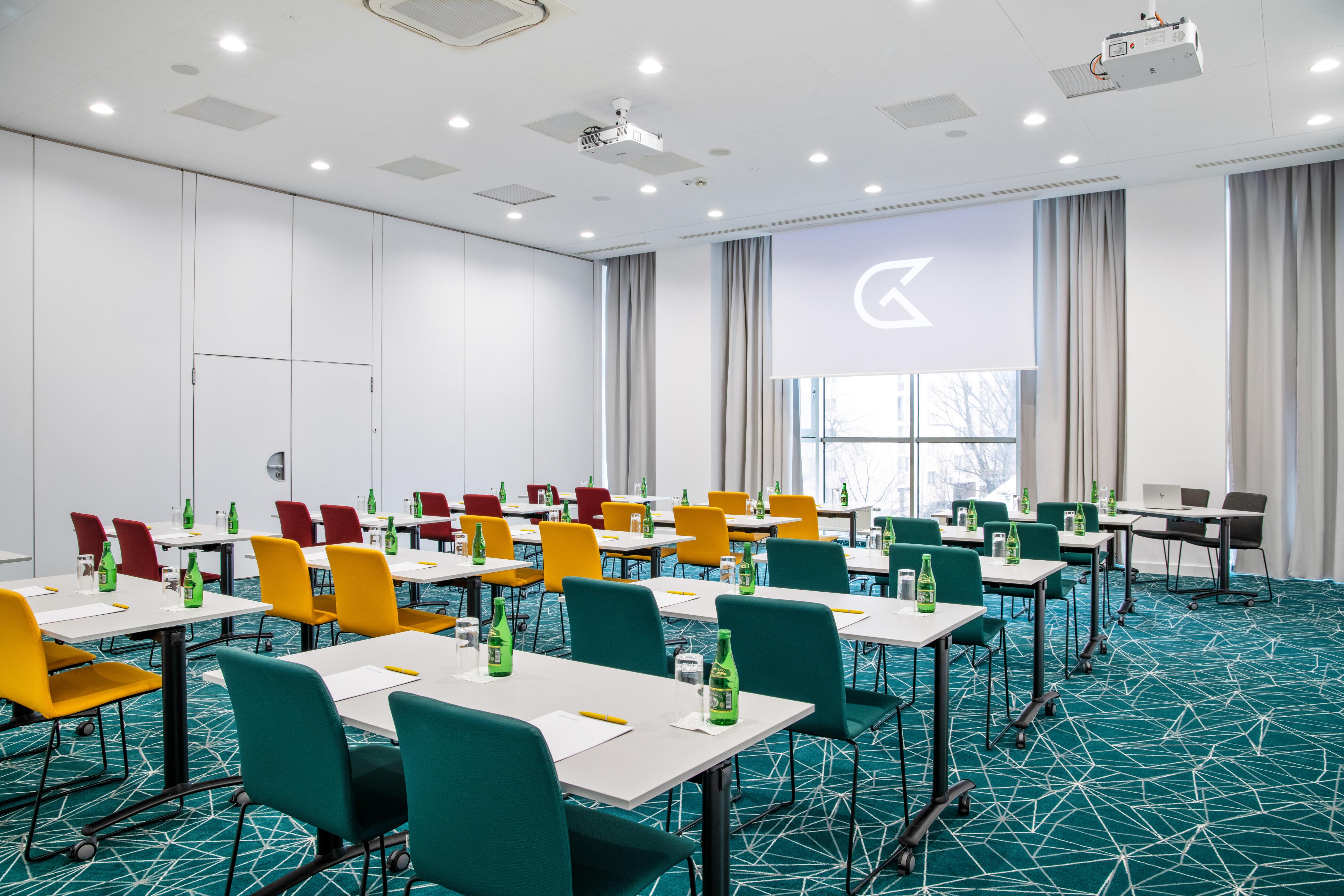 Hotel Golden Tulip Centrum 4*