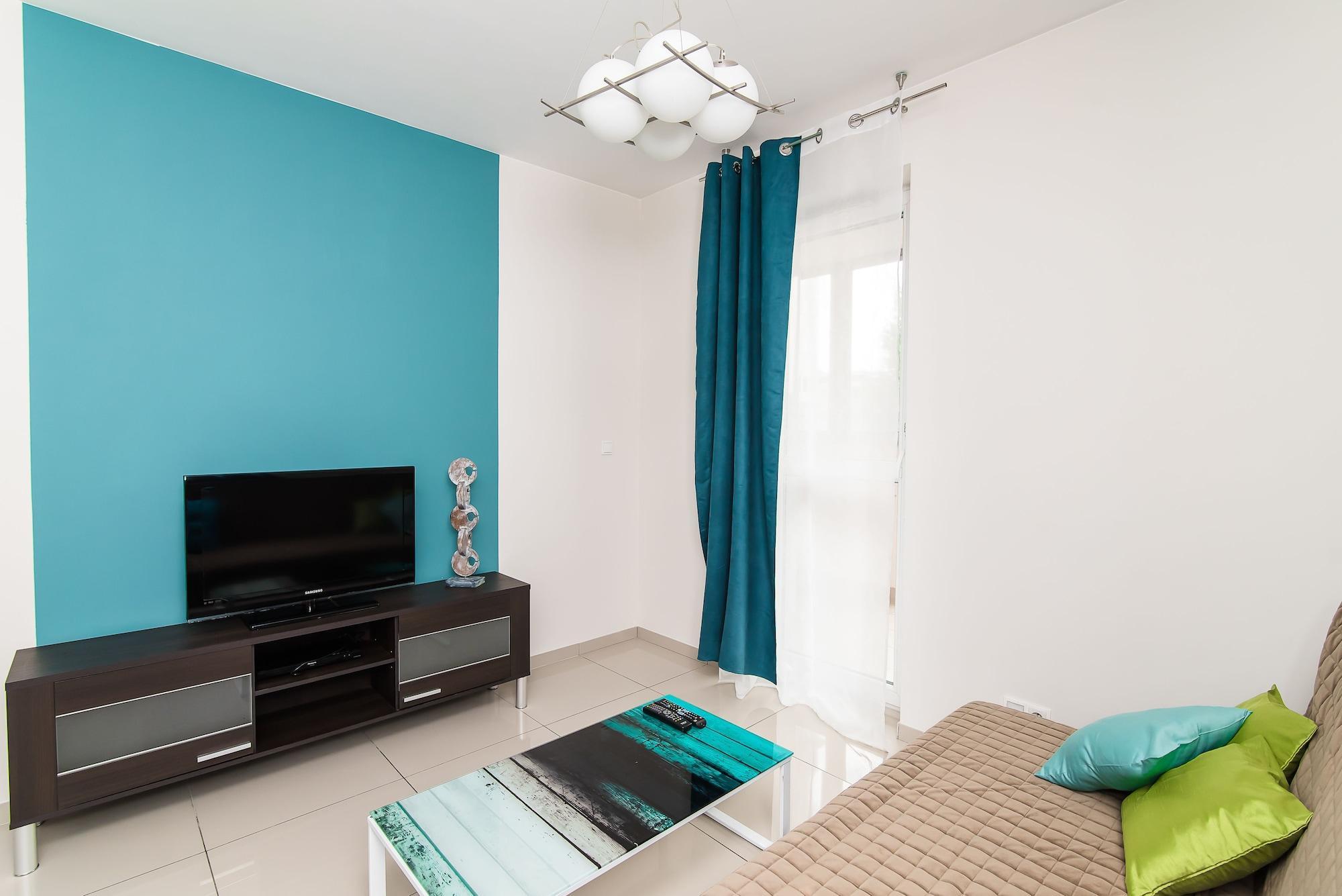 Senator Apartment