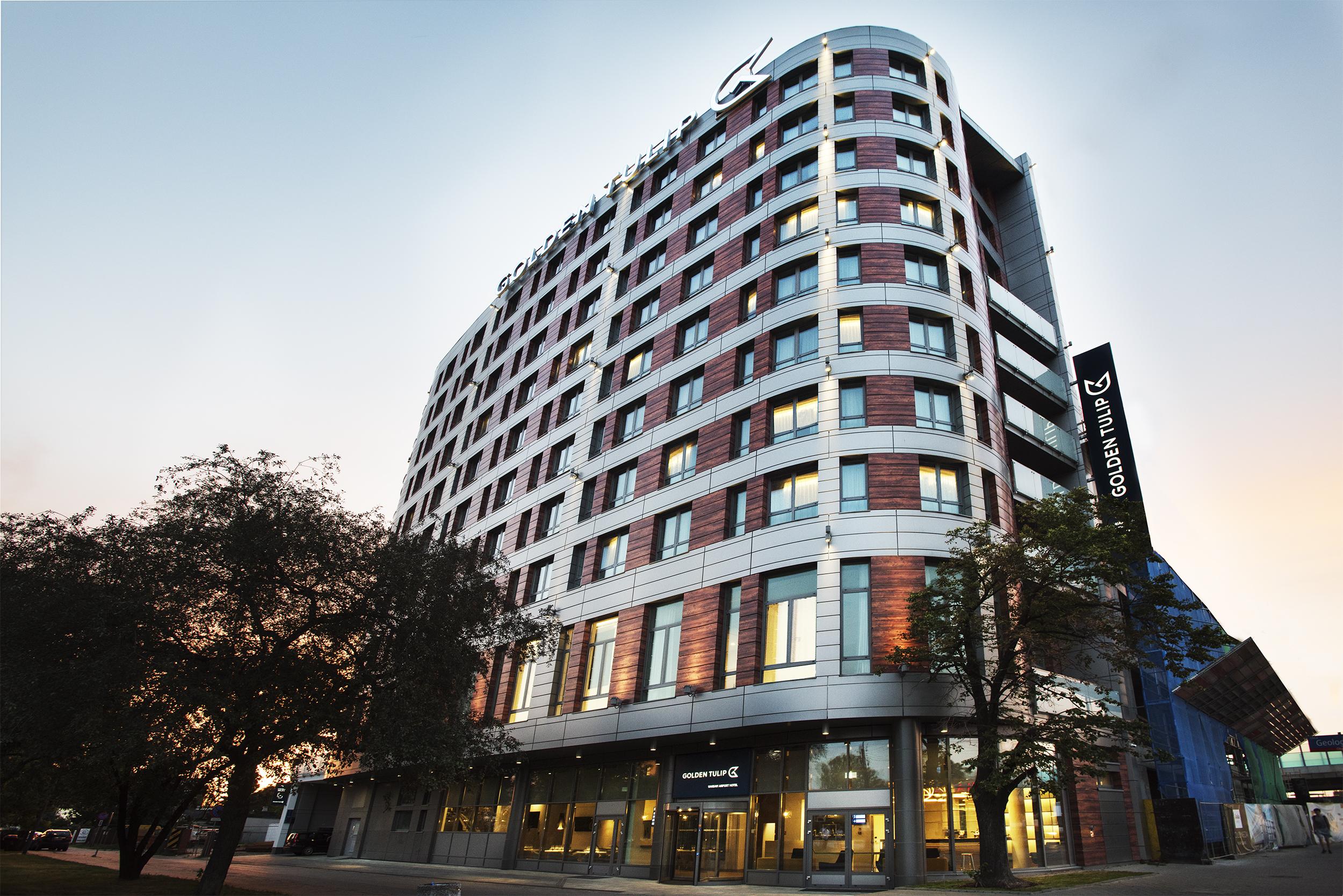 Hotel Golden Tulip Airport 4*