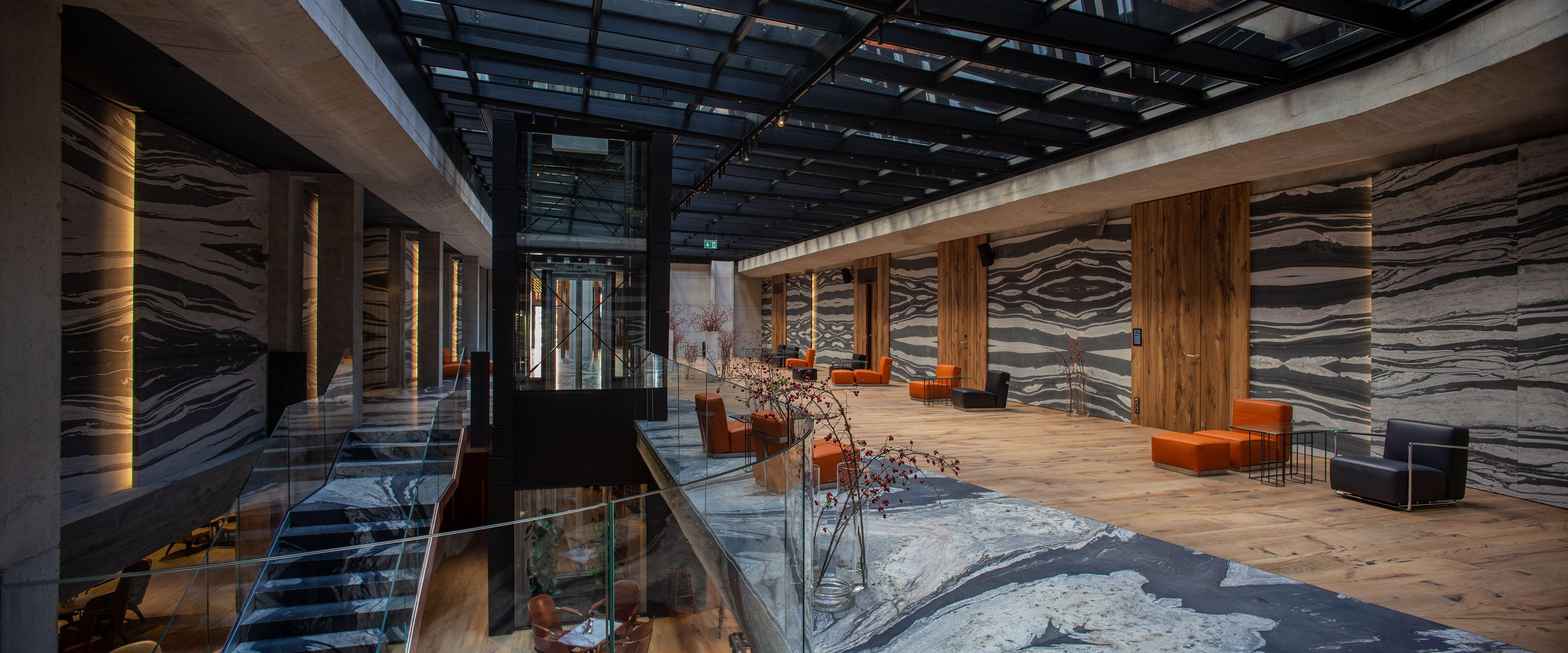 Hotel Warszawa 5* Warsaw