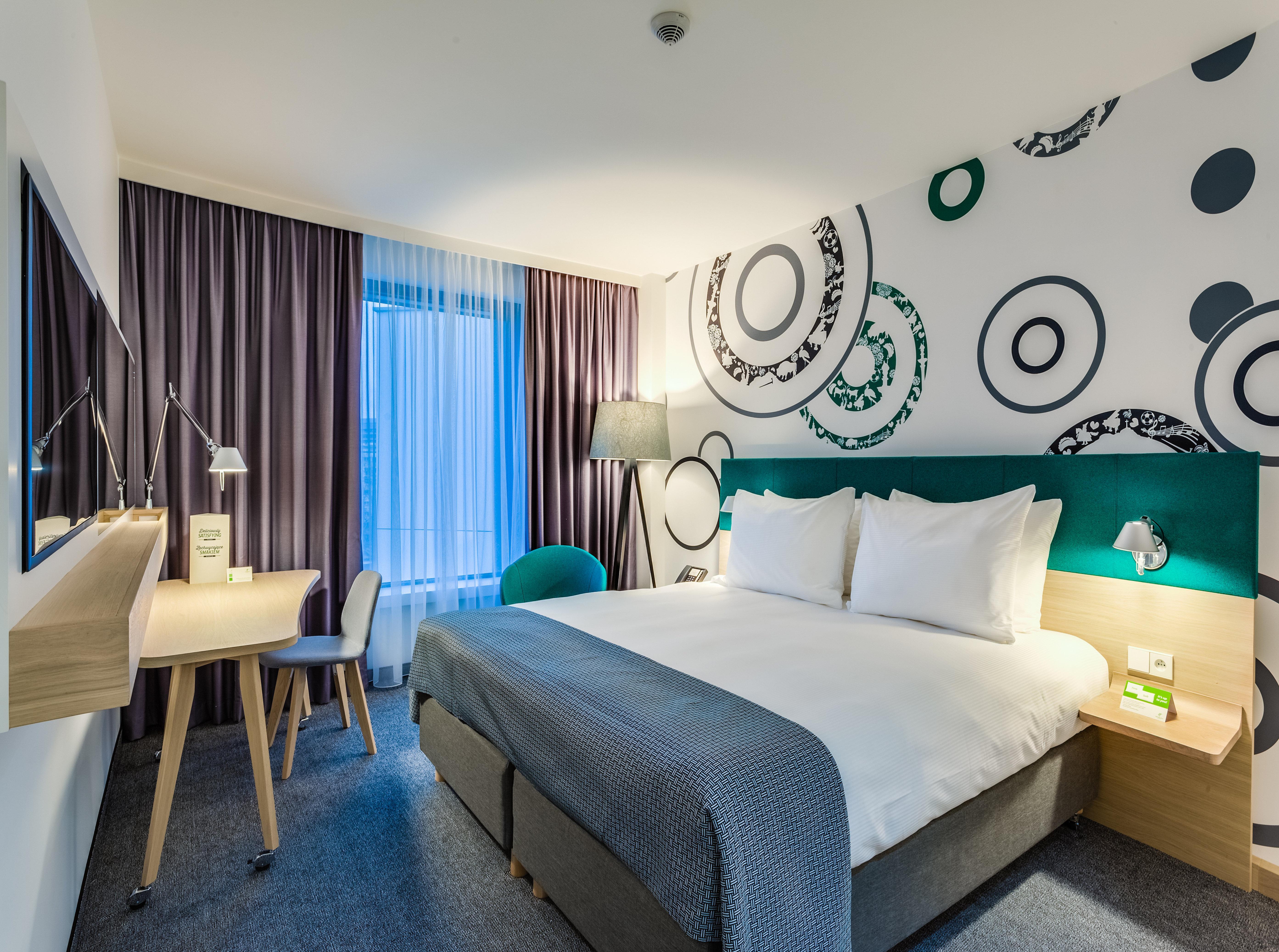 - Centre By Ihg Hotel