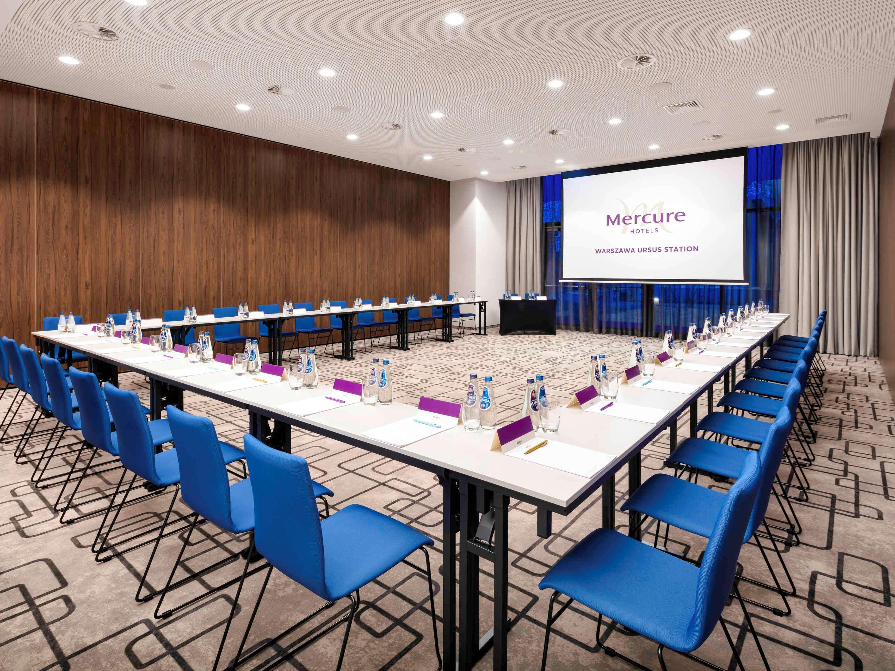 Hotel Mercure Ursus Station 4*