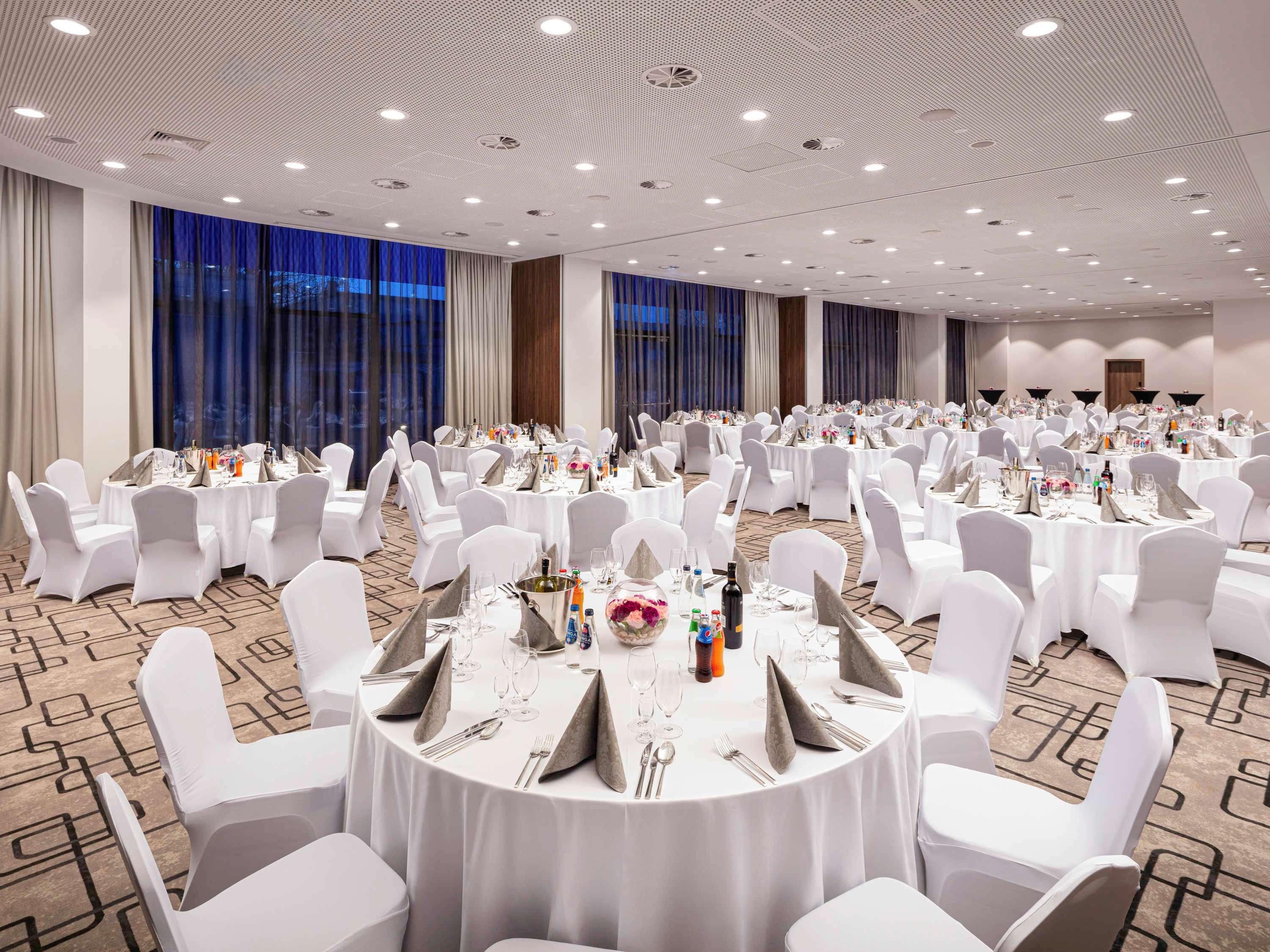 Mercure Ursus Station 4*