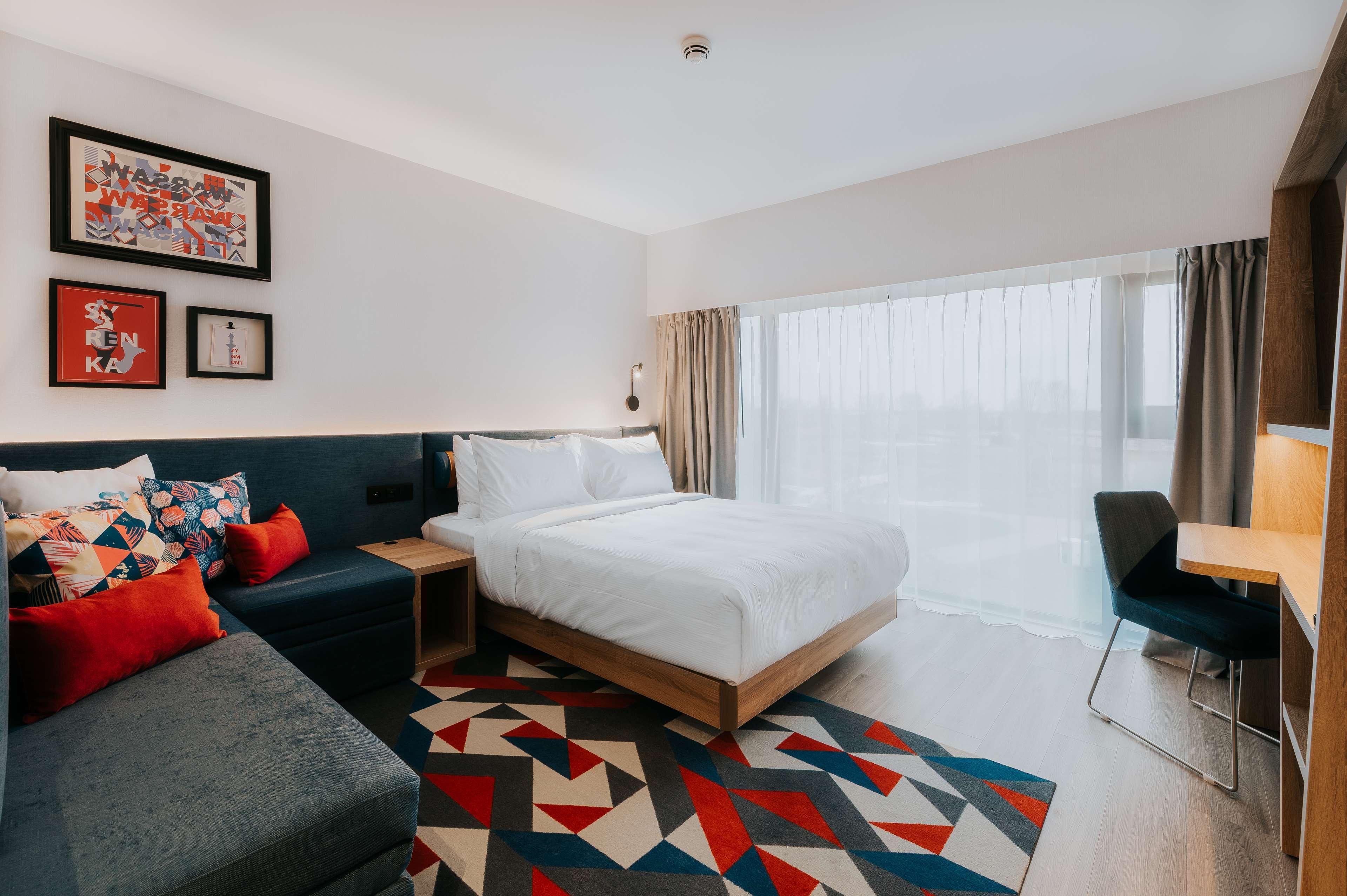 Hampton By Hilton Reduta Hotel
