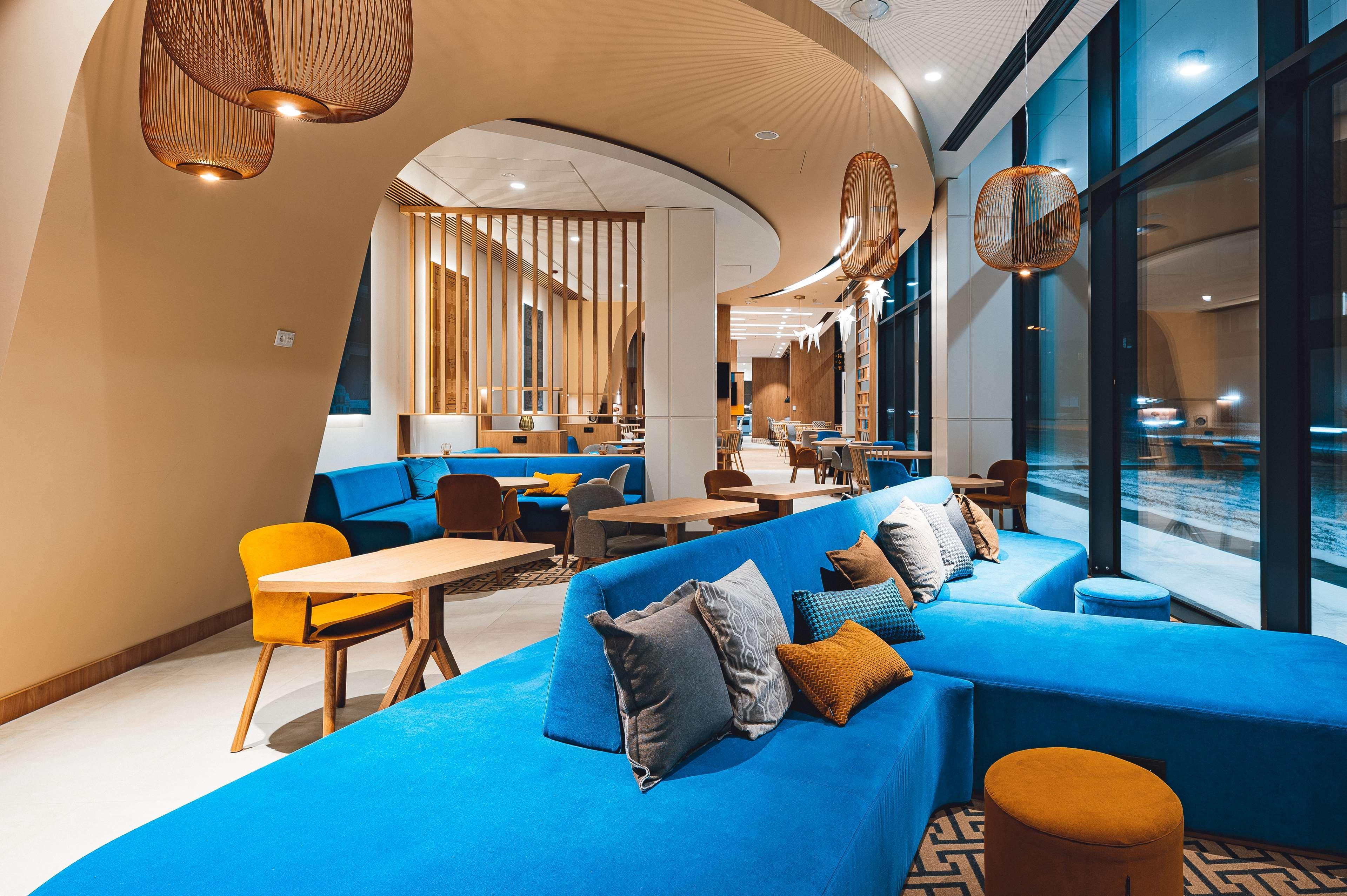 Hampton By Hilton Reduta Hotel