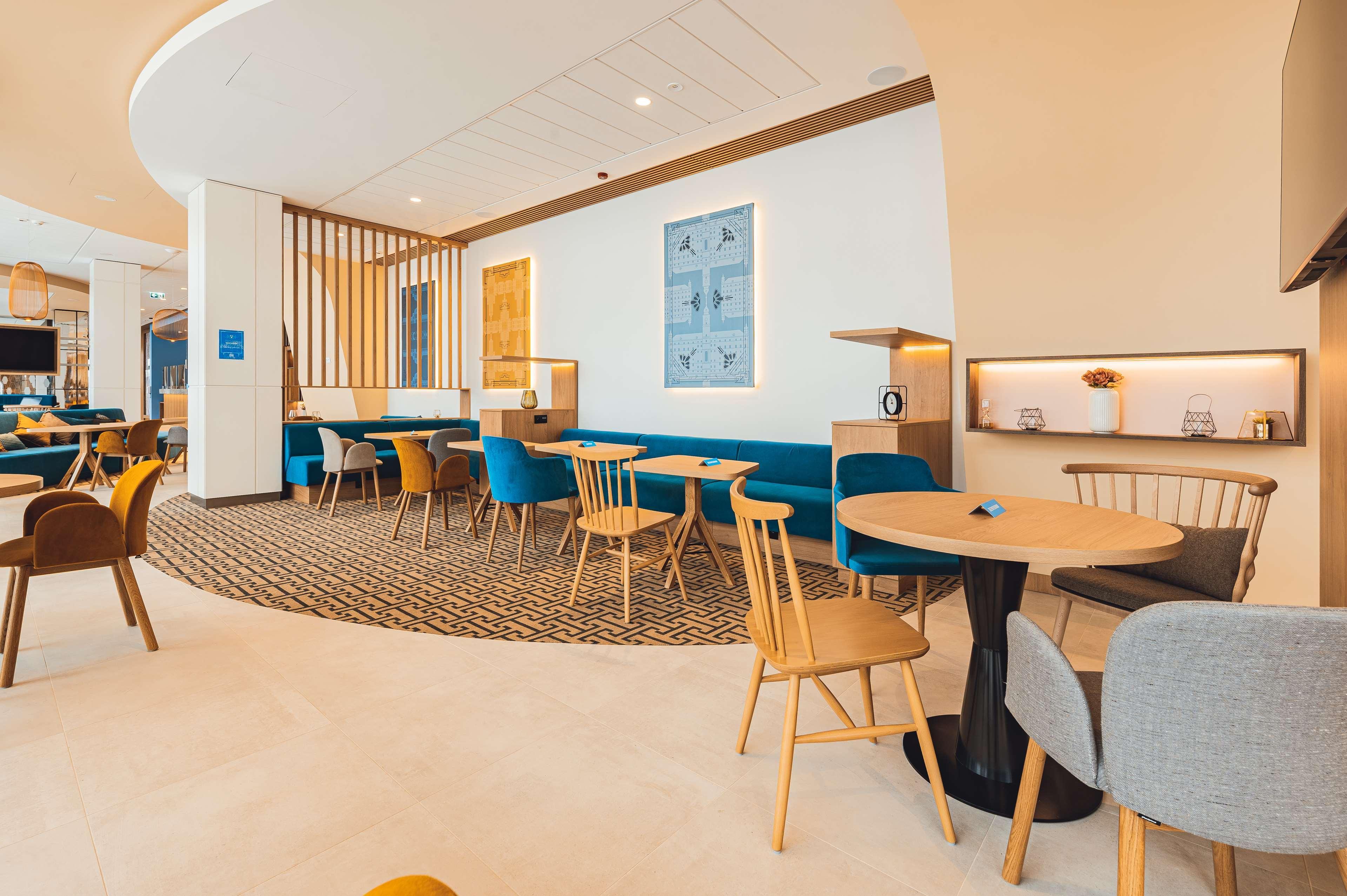 Hampton By Hilton Reduta Hotel