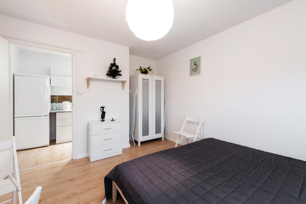 Guest house Room, Kochanowskiego 32 Warsaw