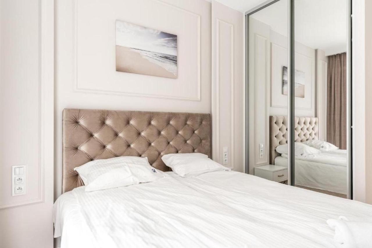 Apartament Mennica - Golden - Comfortable And Stylish Apartment Warsaw
